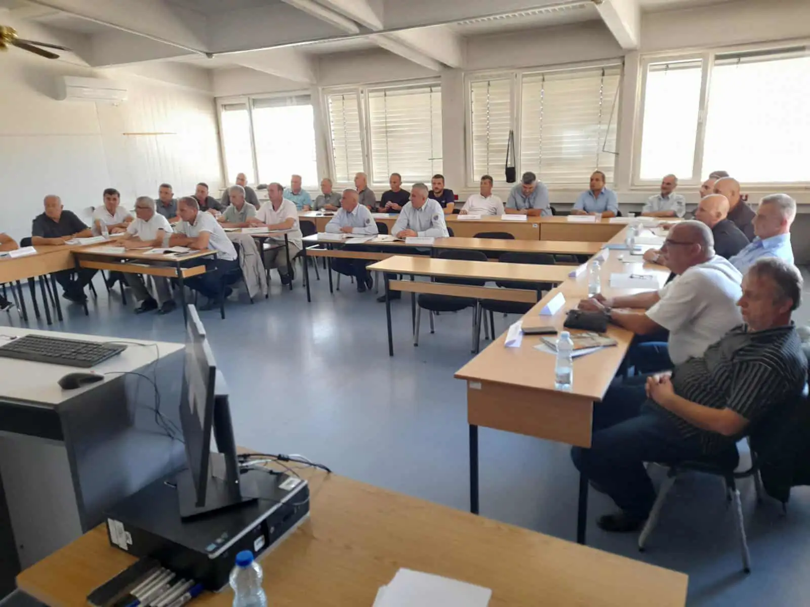 Në Akademinë e Kosovës për Siguri Publike filloi trajnimi i zyrtarëve të sigurimit të gjykatave